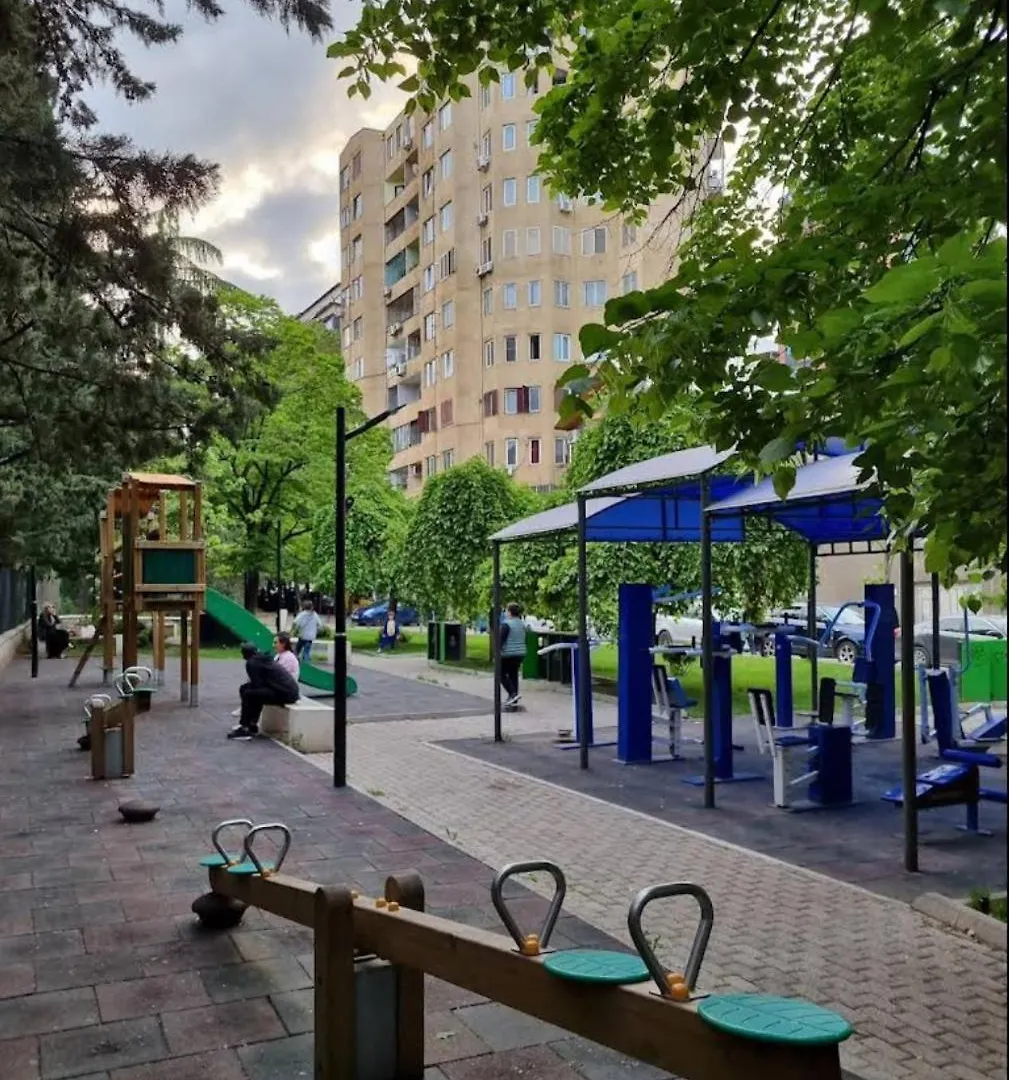 Ferienwohnung Freedom Island Tbilisi